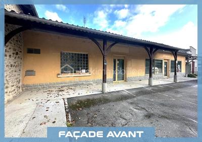 Propriété - 205 m² - 10 pièces