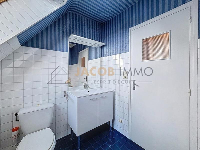 Maison - 93 m² - 5 pièces