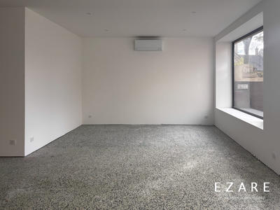 Local commercial - 56 m² - 2 pièces