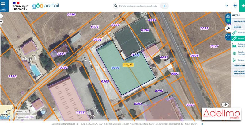 Local d'activités - 1 740 m²