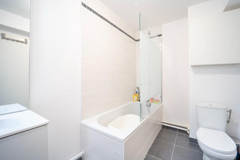 Appartement - 85 m² - 4 pièces