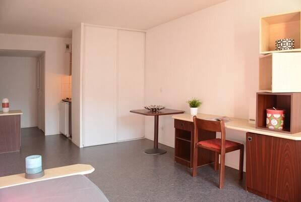 Studio - 18 m² - 1 pièce