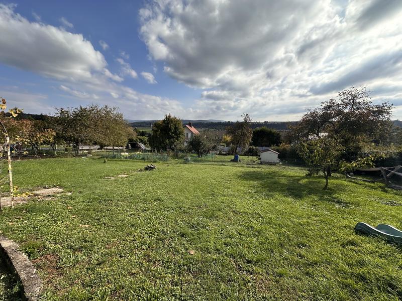 Terrain constructible - 1 000 m²
