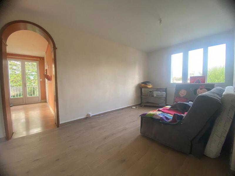 Maison - 202 m² - 7 pièces