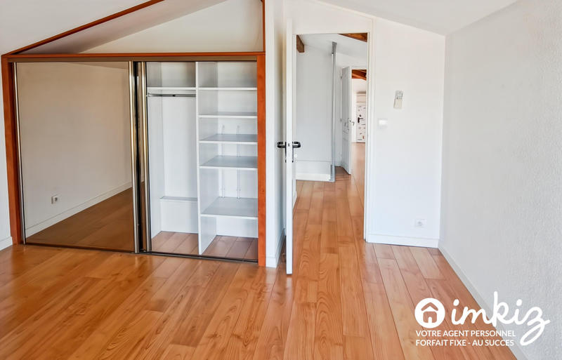 Appartement - 159 m² - 5 pièces