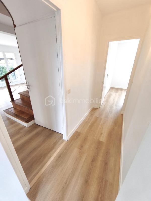 Maison - 153 m² - 6 pièces