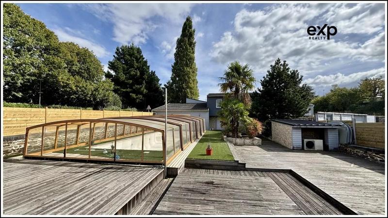 Maison de ville - 136 m² - 5 pièces