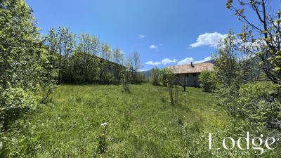 Terrain - 697 m²