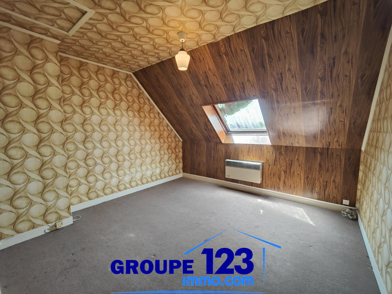 Maison - 104 m² - 6 pièces
