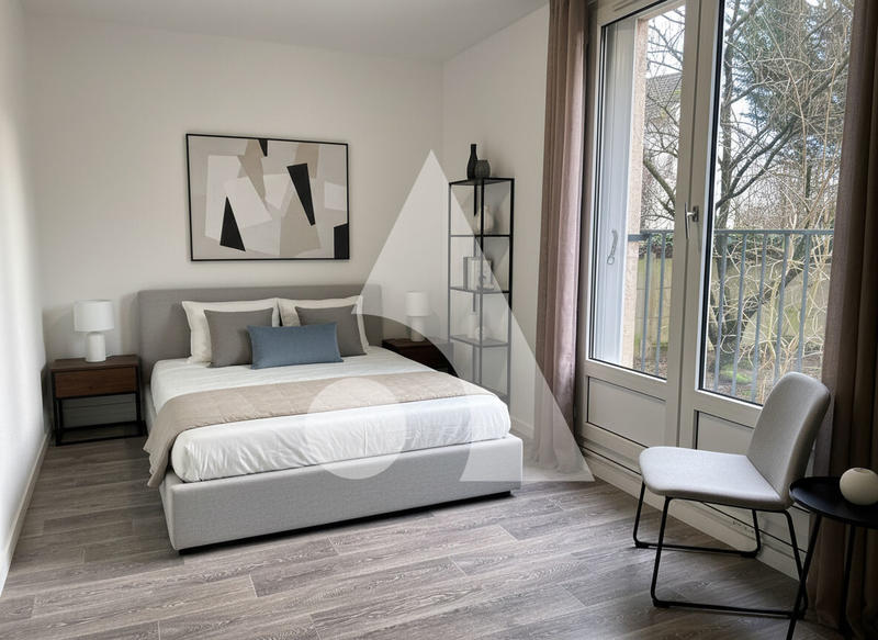 Appartement - 92 m² - 5 pièces