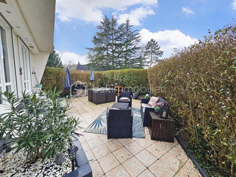 Appartement - 90 m² - 5 pièces