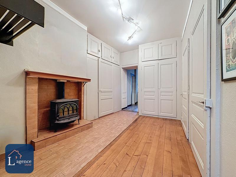 Appartement - 192 m² - 6 pièces