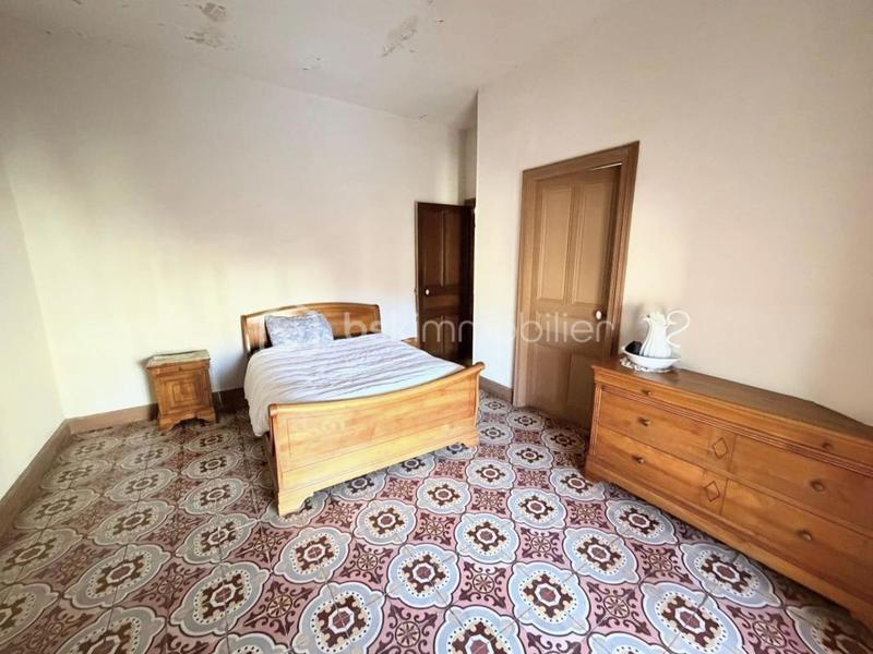 Immeuble - 287 m² - 7 pièces