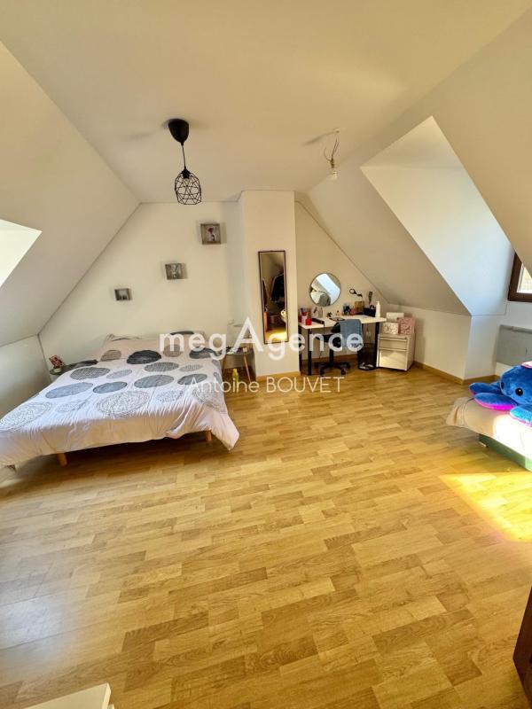 Maison - 141 m² - 7 pièces