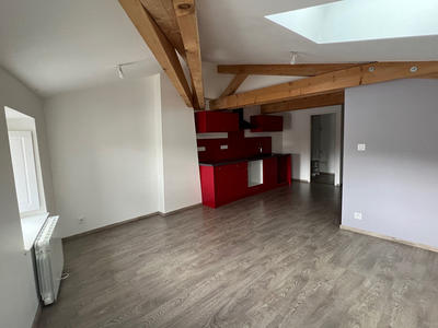 Appartement - 80 m² - 4 pièces