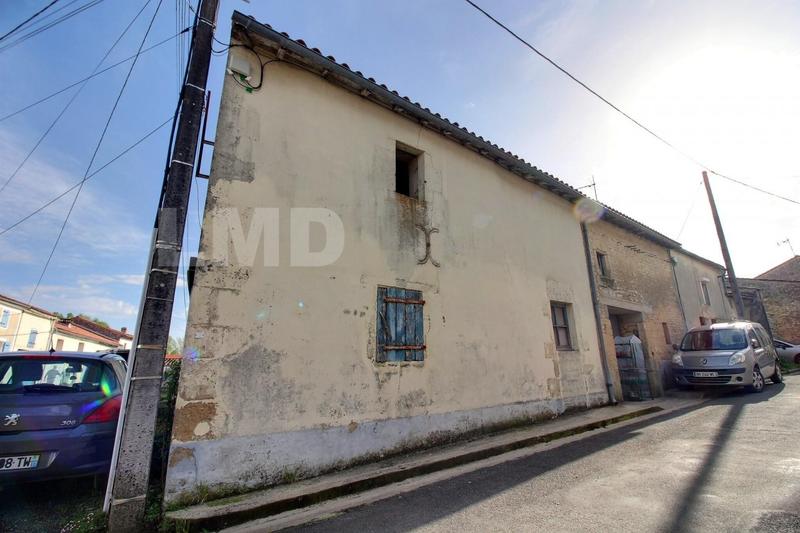 Grange - 112 m² - 2 pièces