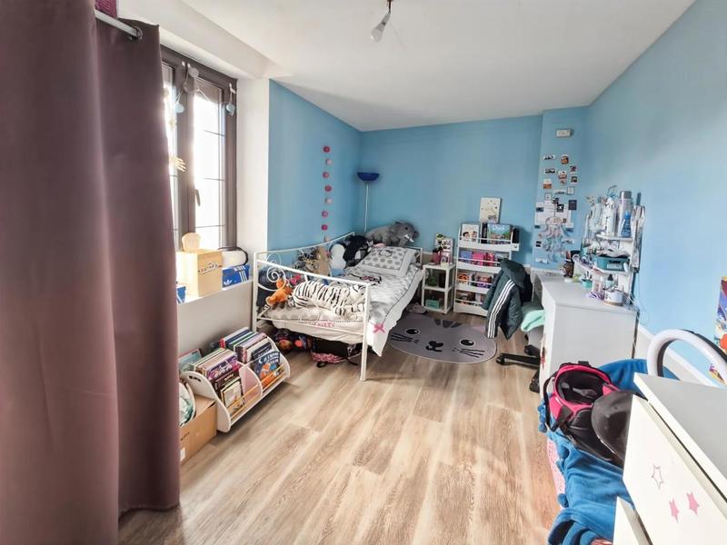 Maison - 185 m² - 6 pièces