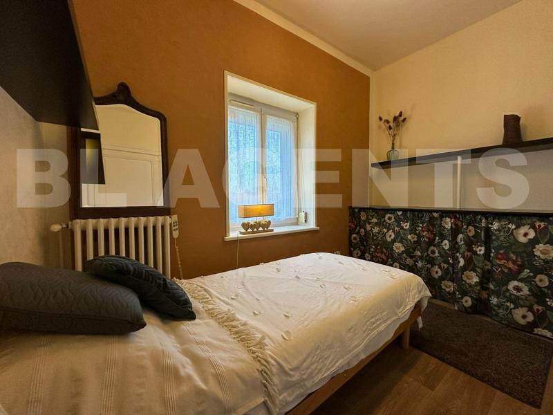 Maison - 247 m² - 10 pièces