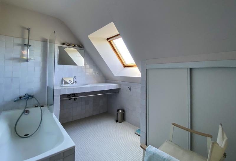 Maison traditionnelle - 130 m² - 5 pièces