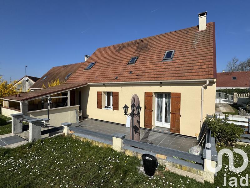 Maison - 110 m² - 5 pièces