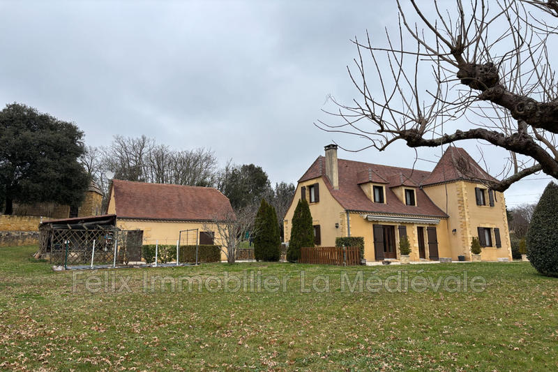 Maison - 101 m² - 4 pièces