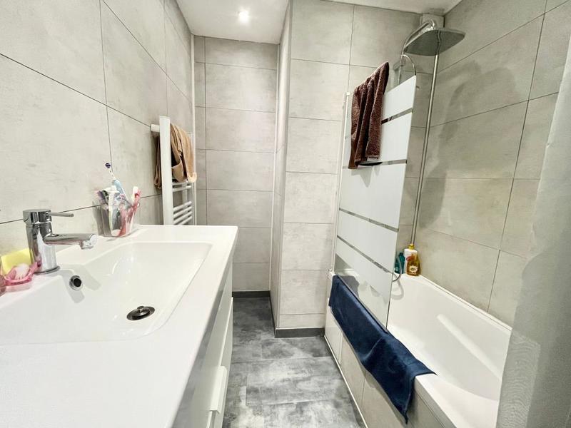 Appartement - 85 m² - 4 pièces