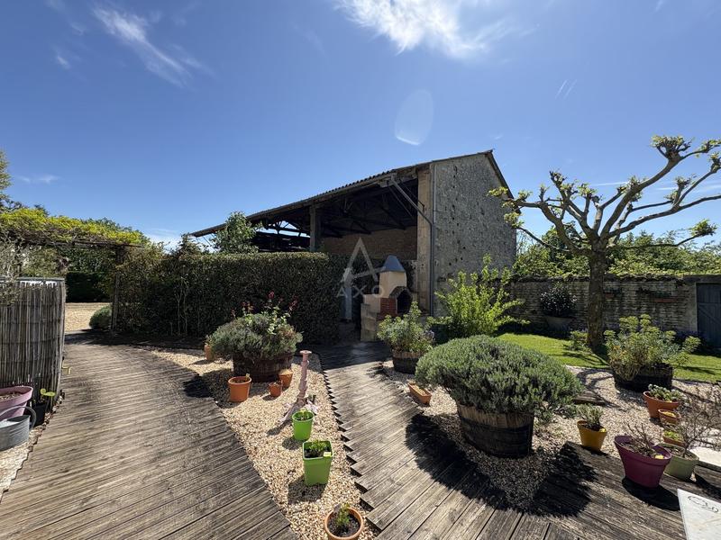 Maison en pierre - 170 m² - 7 pièces