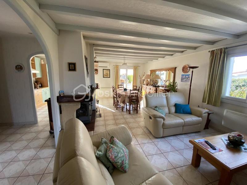 Maison - 111 m² - 5 pièces