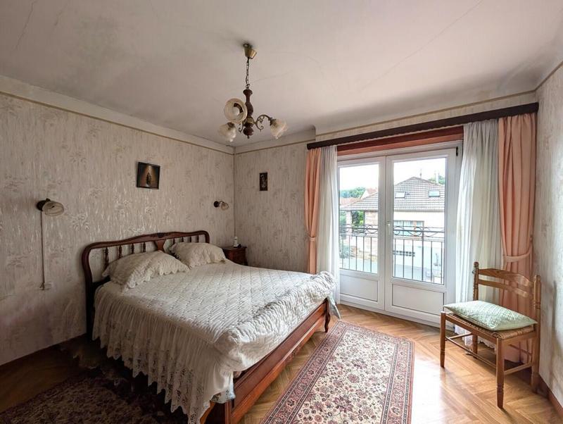 Maison - 122 m² - 6 pièces