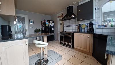 Maison contemporaine - 208 m² - 8 pièces