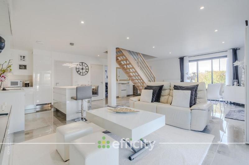 Maison - 145 m² - 5 pièces