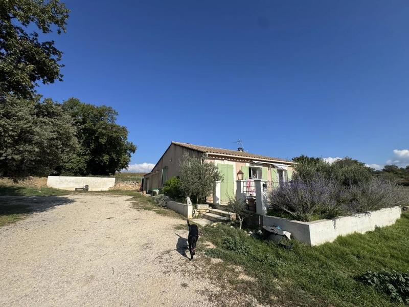 Propriété - 158 m² - 6 pièces