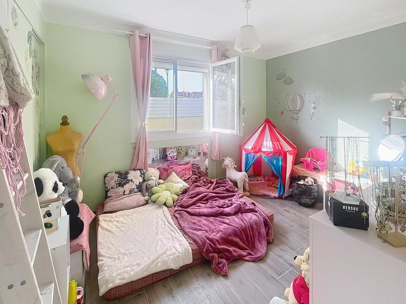 Maison - 105 m² - 4 pièces