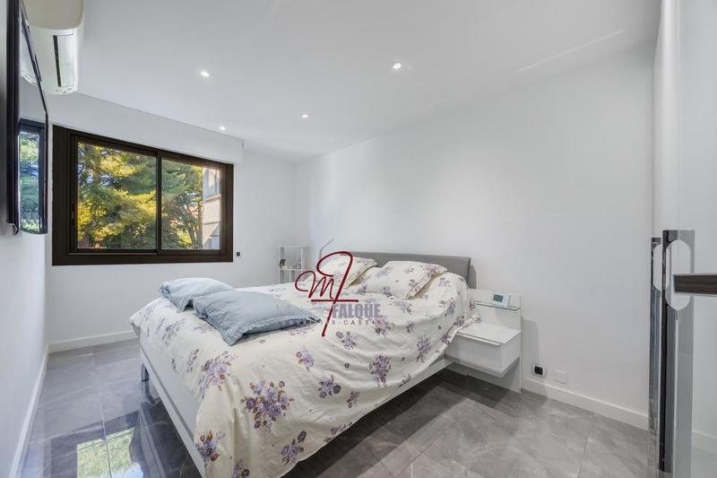 Appartement - 96 m² - 3 pièces