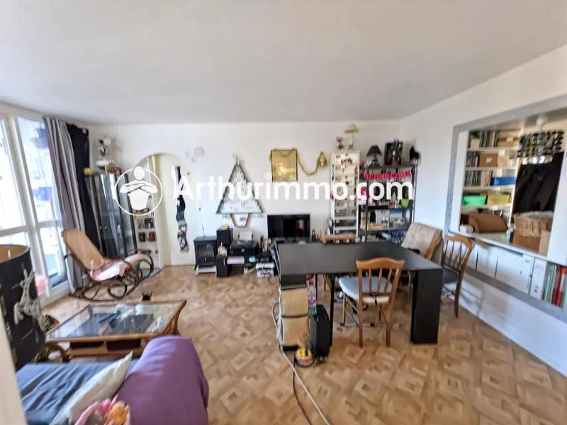 Appartement - 83 m² - 4 pièces