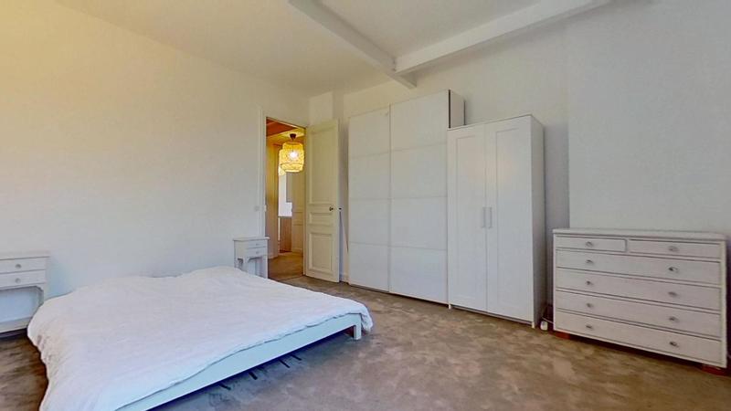 Appartement - 100 m² - 3 pièces