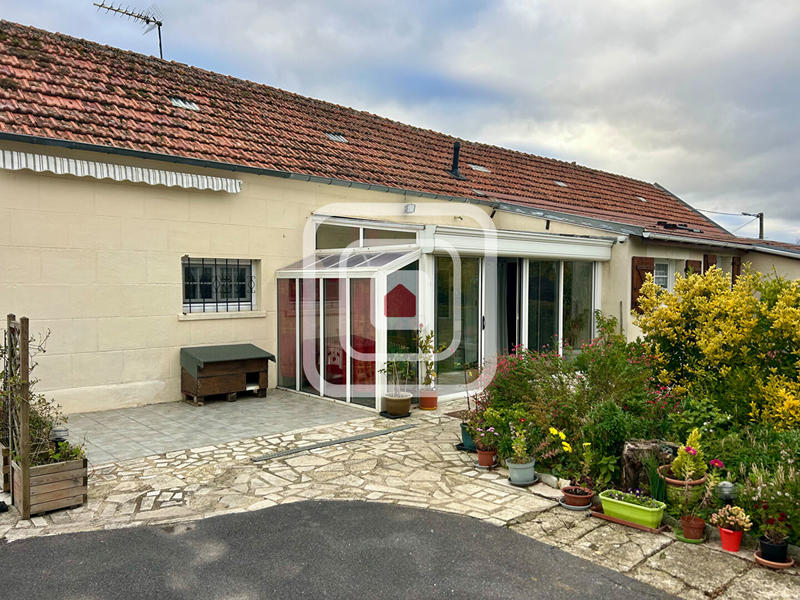 Maison - 140 m² - 6 pièces