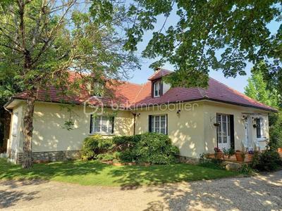 Maison - 150 m² - 7 pièces