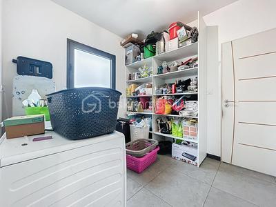 Maison - 180 m² - 5 pièces