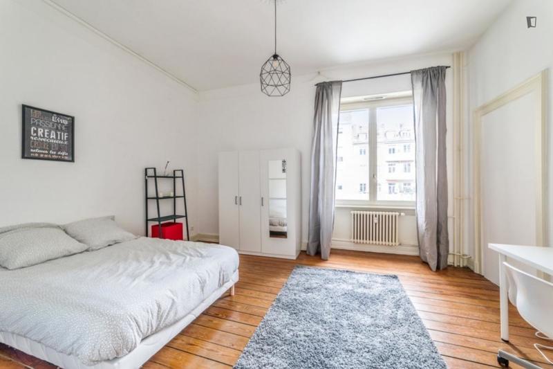 Chambre - 22 m² - 5 pièces