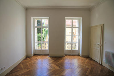 Appartement - 87 m² - 4 pièces