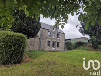 Maison - 88 m² - 5 pièces