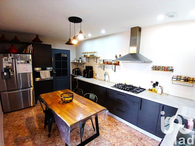 Maison - 151 m² - 7 pièces