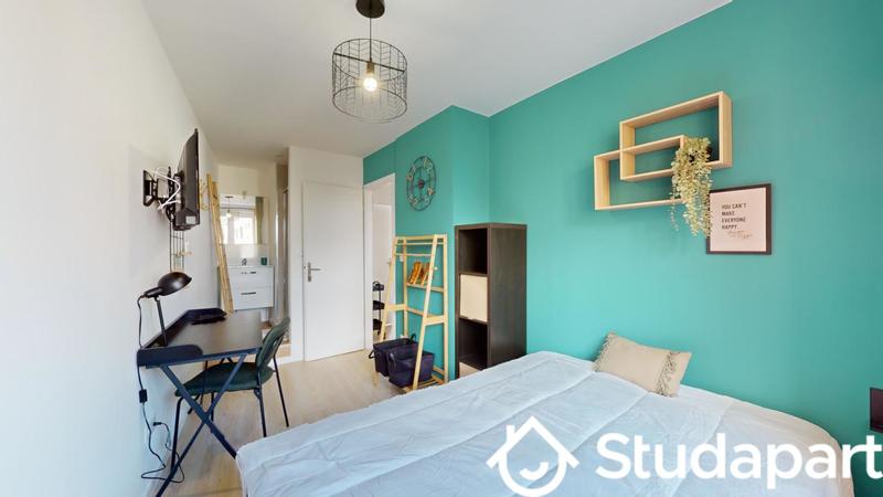 Chambre - 9 m² - 1 pièce