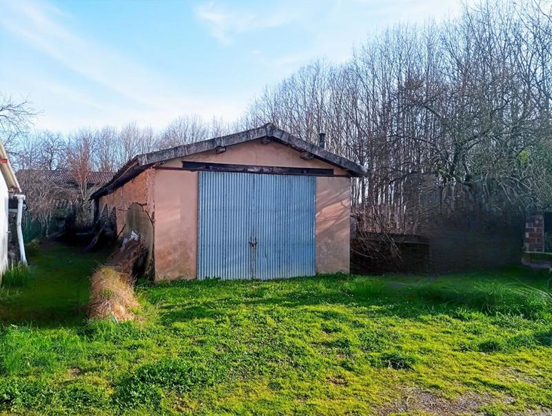 Parking / Garage - 145 m²