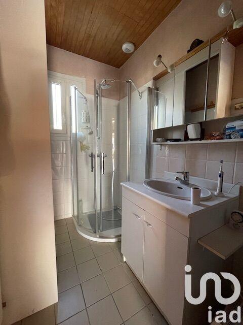 Maison - 231 m² - 8 pièces