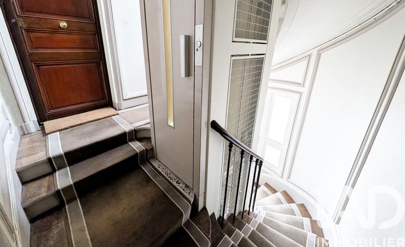 Studio - 9 m² - 1 pièce