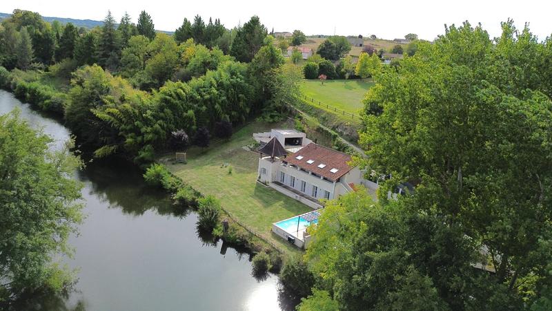 Maison - 162 m² - 6 pièces