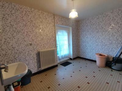 Maison - 182 m² - 10 pièces