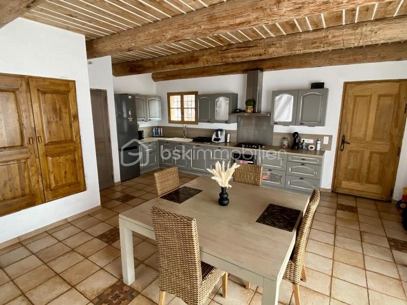 Villa - 104 m² - 4 pièces